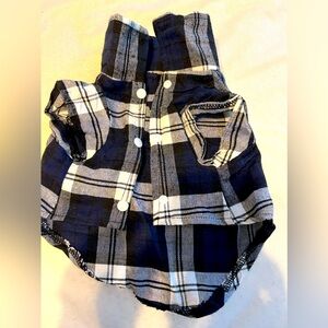 Plaid small dog shirt Size:Small newborn.